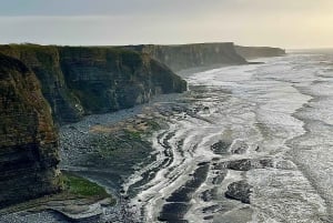 Cardiff Excursión de un día por los acantilados, playas y castillos del sur de Gales