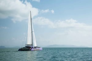 Daydream Island: Full-Day Whitsundays Catamaran Sailing