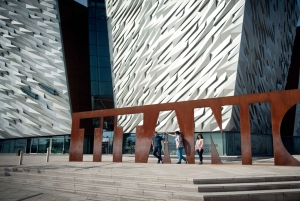 Dublin: Belfast (Titanic or Taxi), Dunluce & Causeway Trip