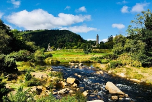 Dublin: Full-Day Wicklow Mountains Tour w/ Glendalough Visit