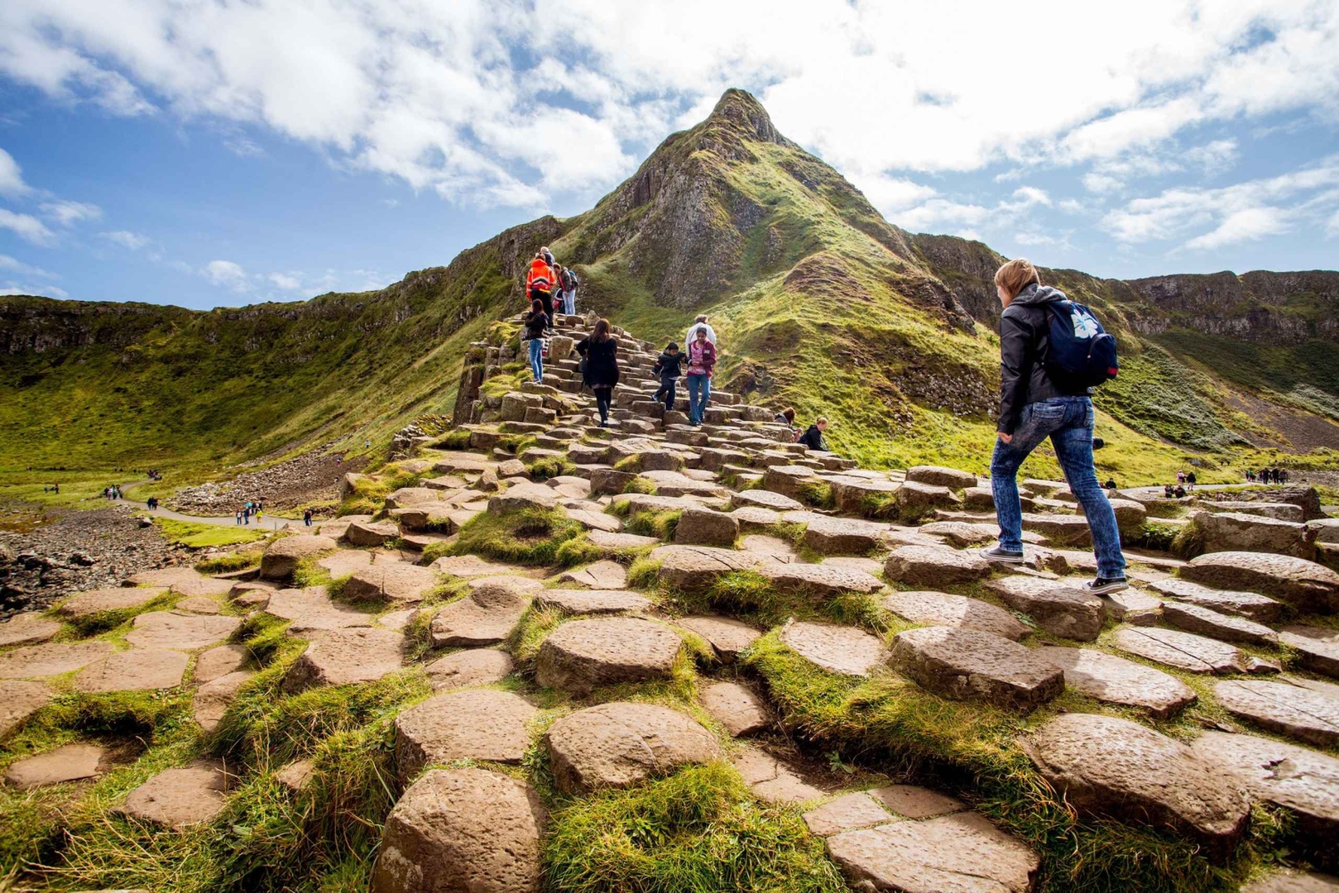Dublin: Giant's Causeway & Belfast (Titanic eller Black Taxi)