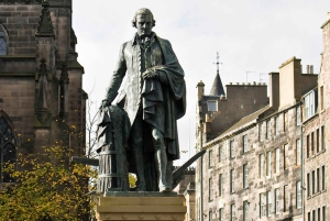 Edinburgh: 3-Hour Historical Walking Tour in Italian