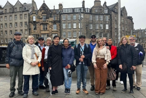Edinburgh: Heldagsbyvandring med billetter – lille gruppe