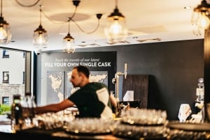 Edimburgo: Visita à destilaria de Holyrood com Whisky e Gin