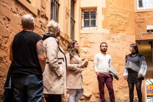Edimburgo: tour a piedi della Città Vecchia con ingresso a Holyrood