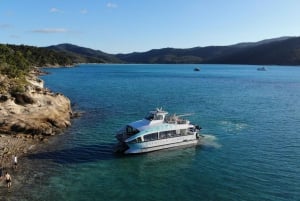 From Airlie Beach: Whitsunday Island Full-Day Tour