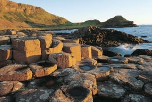 De Belfast: Viagem de 1 dia a Giants Causeway