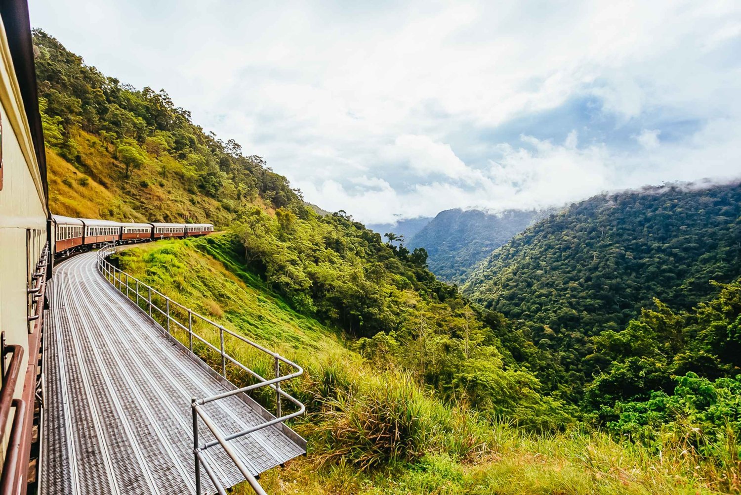 Vanuit Cairns: Zelf begeleide Kuranda trip met trein en Skyrail