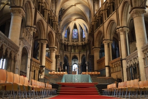 From London: Leeds Castle, Canterbury, Dover and Greenwich