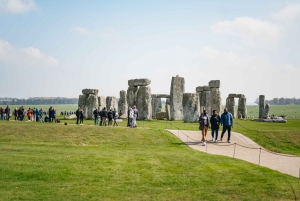Au départ de Londres : excursion d'une demi-journée à Stonehenge avec option 'Snack Pack'.