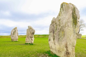 From London: Stonehenge & The Stone Circles of Avebury Tour