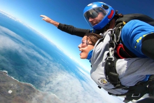 Depuis Melbourne : Saut en parachute en tandem au-dessus de la Great Ocean Road