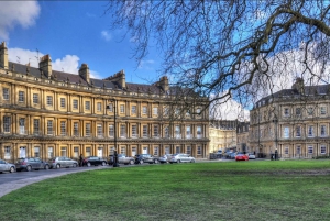 From Oxford: Stonehenge and Bath Small-Group Tour