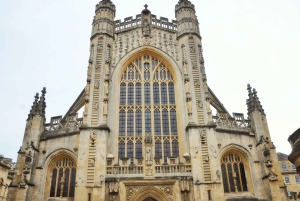 From Oxford: Stonehenge and Bath Small-Group Tour