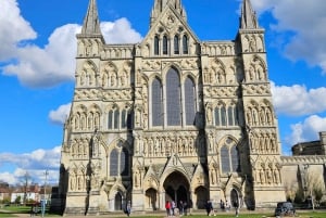 サウサンプトン発ストーンヘンジとソールズベリーのプライベートツアー