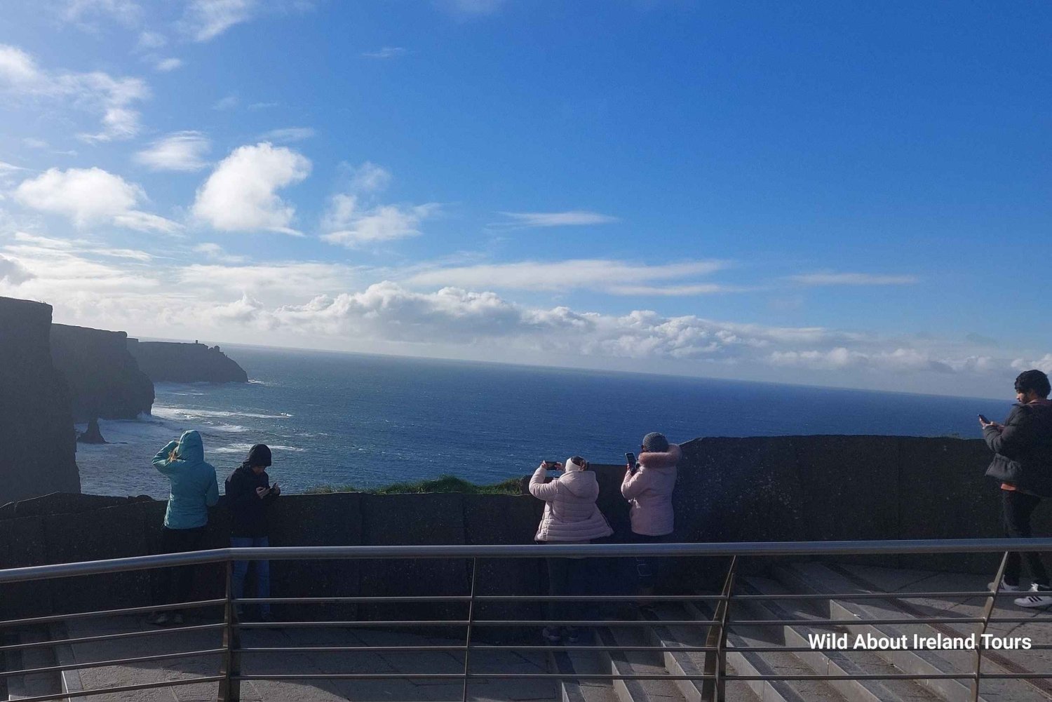 Galway: Cliffs of Moher Cruise, Bunratty Castle & Folk Park