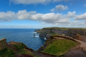 Galway: Cliffs of Moher Cruise, Bunratty Castle & Folk Park