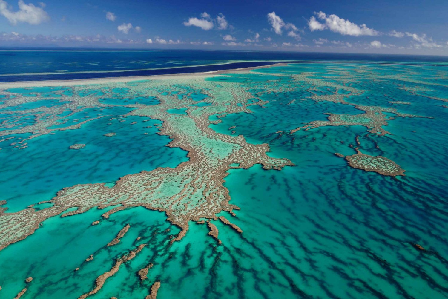 Whitsundays: Great Barrier Reef & Islands Helicopter Flight