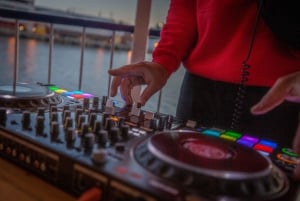 Halifax: Party Cruise on the Harbour Queen