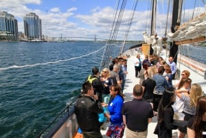 Halifax: Tall Ship Harbor Sailing Cruise with Live Music