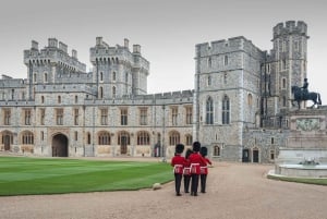 Patrimonio e maestosità: Tour privato di un giorno intero da Southampton