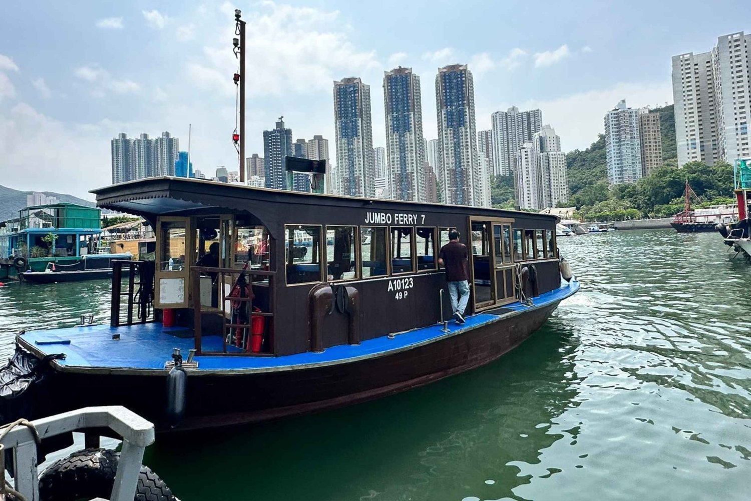 Hong Kong: Tour en barco por Aberdeen y visita al Museo Flotante