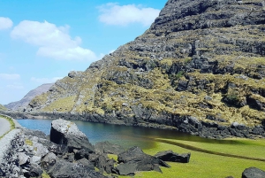 Killarney: Gap of Dunloe Pony, Trap & Traditional Boat Tour