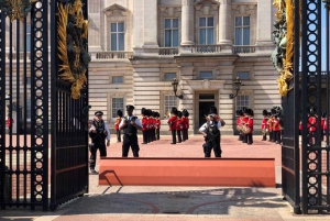 London: Buckingham Palace, Westminster Abbey & Big Ben Tour