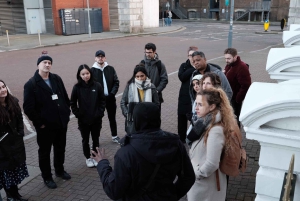 Recorrido a pie por Canary Wharf, Londres: una nueva mirada a las personas sin hogar