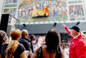London: Discover Pass with Hop-On Hop-Off Bus, Cruise, Walks