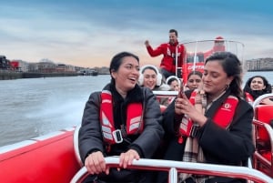 London: River Thames Sunset Speedboat Experience with Drink