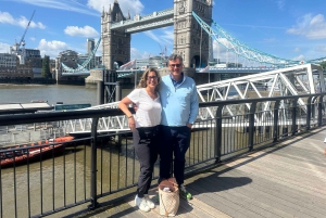 London: Sightseeingtur i sort taxa med afhentning på hotel