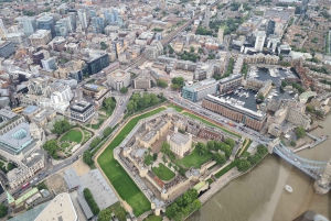 Обзорный полет над Лондоном для 2 человек с шампанским, 35 минут