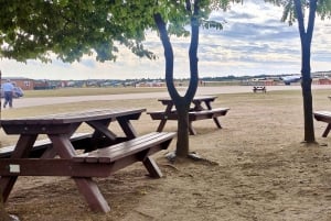 Van Londen naar Duxford: live vliegveld, museum, cultuur en herinneringen