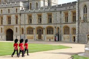 London to Windsor, Stonehenge & Bath Private Tour