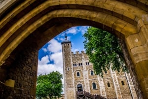 Londyn: Tower of London i klejnoty koronne - wycieczka z łatwym dostępem