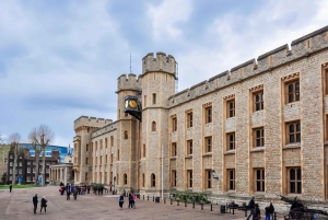 Londres: Tour guiado de la Torre de Londres con opción a las Joyas de la Corona