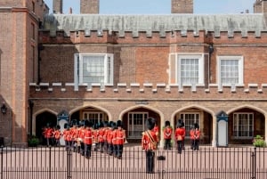 London Walking Tours: Discover History, Culture & Mystery