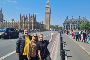 London: Westminster Highlights Black Cab Tour with Pickup