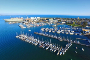 Melbourne: Fährfahrt durch die Stadt und nach Williamstown