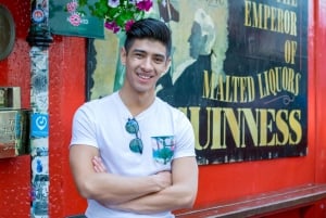 ローカルのLGBTQフレンドリーなフォトグラファーによるパーソナライズド・ソロフォトセッション