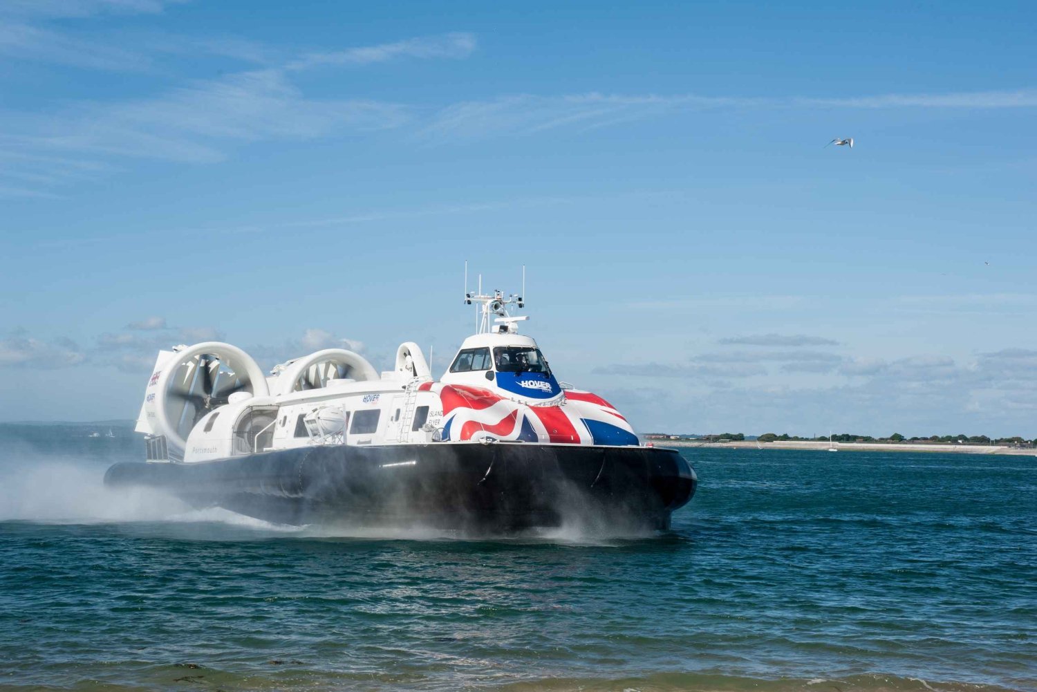Portsmouth: volo in hovercraft per l'isola di Wight