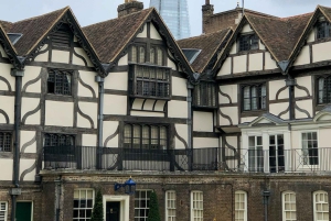 Tur med en lille gruppe til Tower of London, kronjuvelerne og det hvide tårn