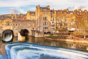 Del puerto de Southampton a Londres pasando por Stonehenge, Lacock y Bath