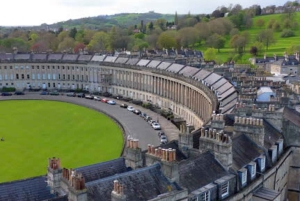 Del puerto de Southampton a Londres pasando por Stonehenge, Lacock y Bath