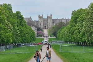 Southampton : Transfert vers Heathrow via Stonehenge et Windsor