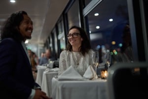 Crucero de 4 platos con bebidas Spirit of Melbourne