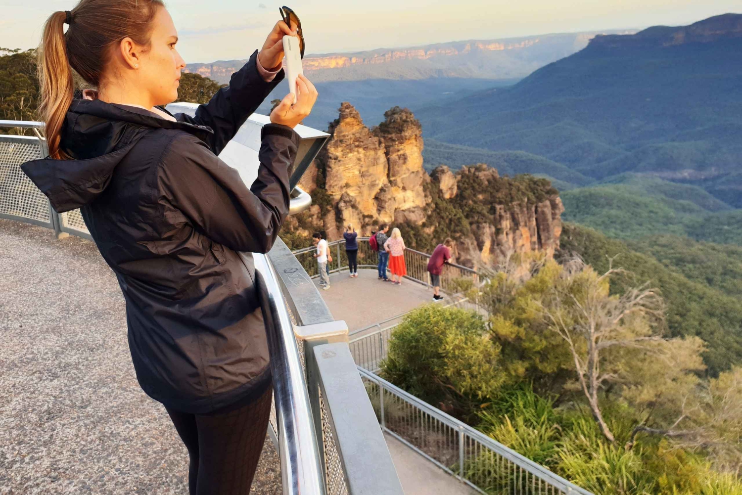 Sydney: Blue Mountains Watervallen en Koala's Late Start Tour