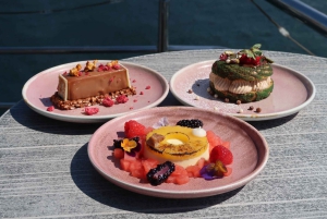 Sydney hamn: Middagskryssning med signatur i glasbåt