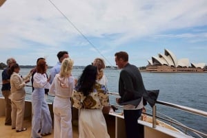 Sydney: Satamalounasristeily 2 tai 3 ruokalajin menulla